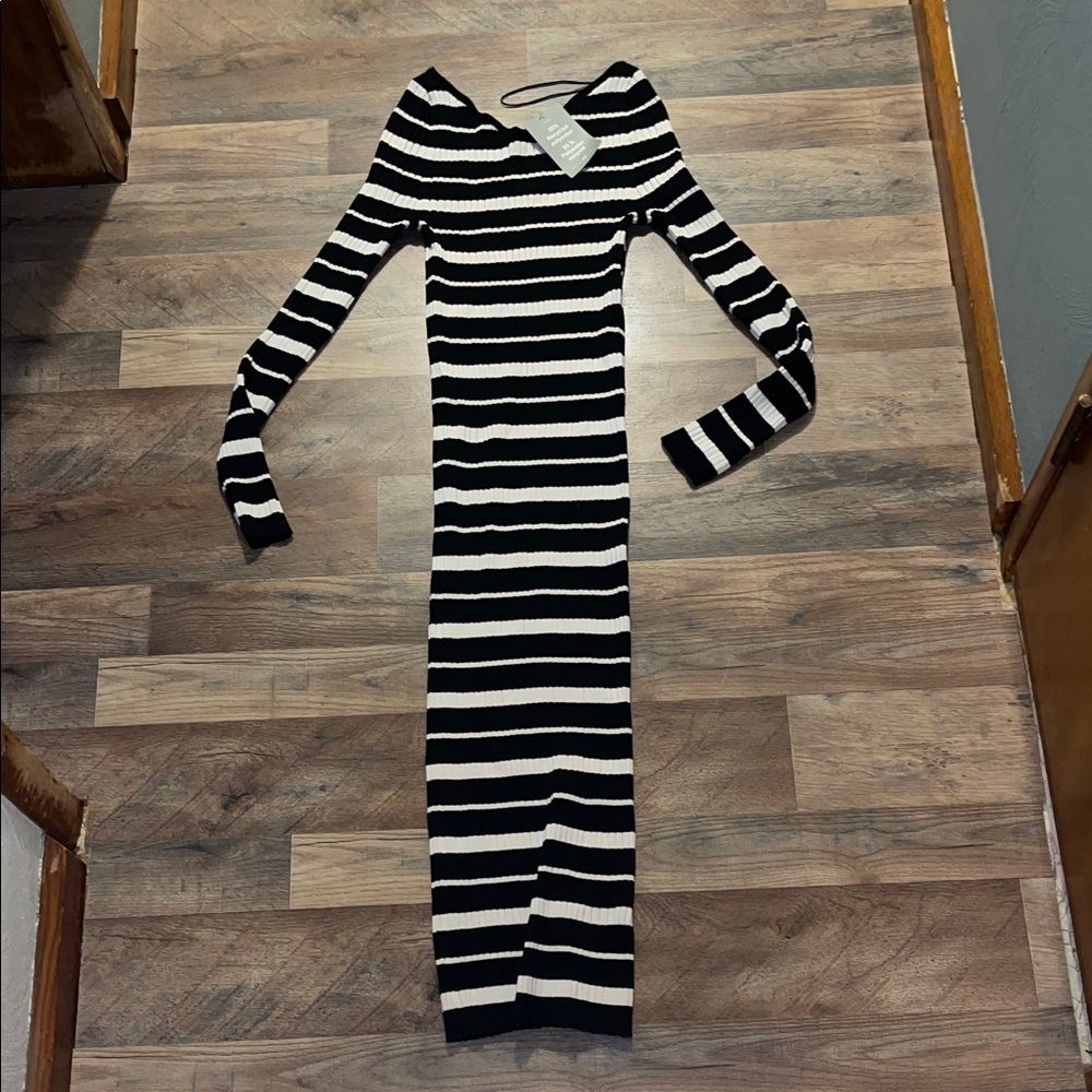 H&M Striped Black and Cream Knit Sweater Dress size Small NWT
